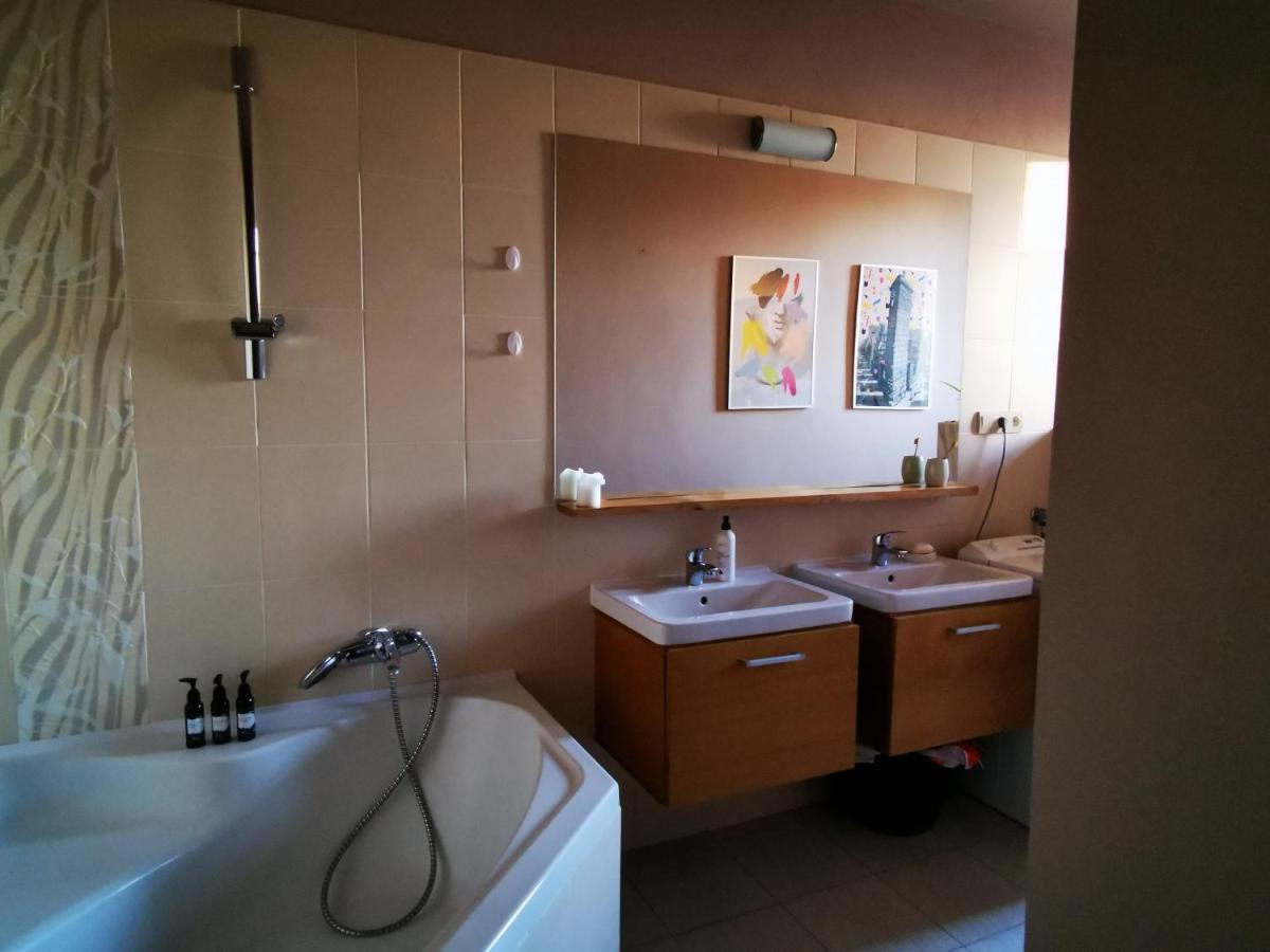 Falcon Apartment Trnava Exterior foto